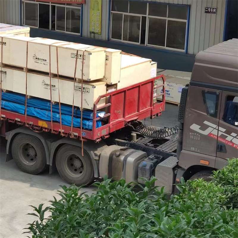 长兴至新疆阿勒泰福海县物流专线，一站式服务，让您的货物畅行无忧